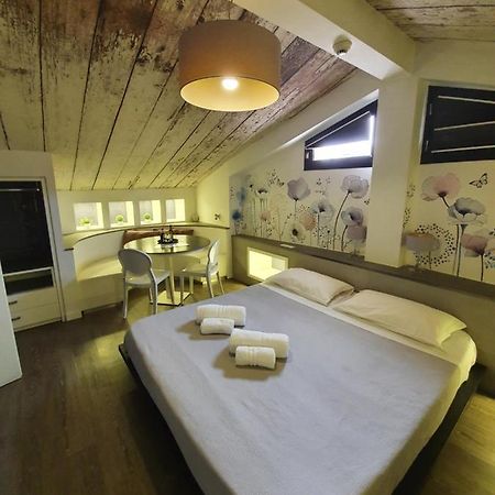 Emphasis Suites & Rooms Κάλιαρι Εξωτερικό φωτογραφία