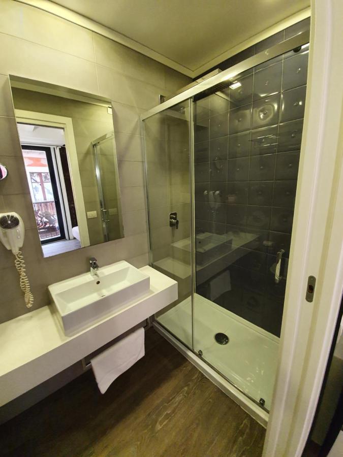 Emphasis Suites & Rooms Κάλιαρι Εξωτερικό φωτογραφία