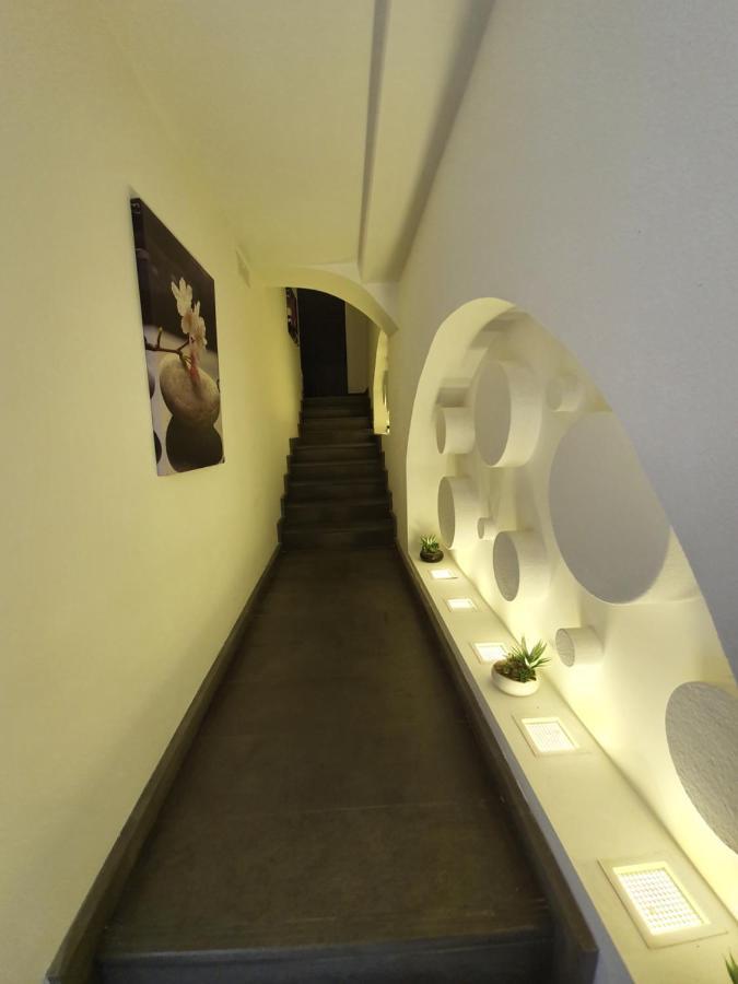 Emphasis Suites & Rooms Κάλιαρι Εξωτερικό φωτογραφία