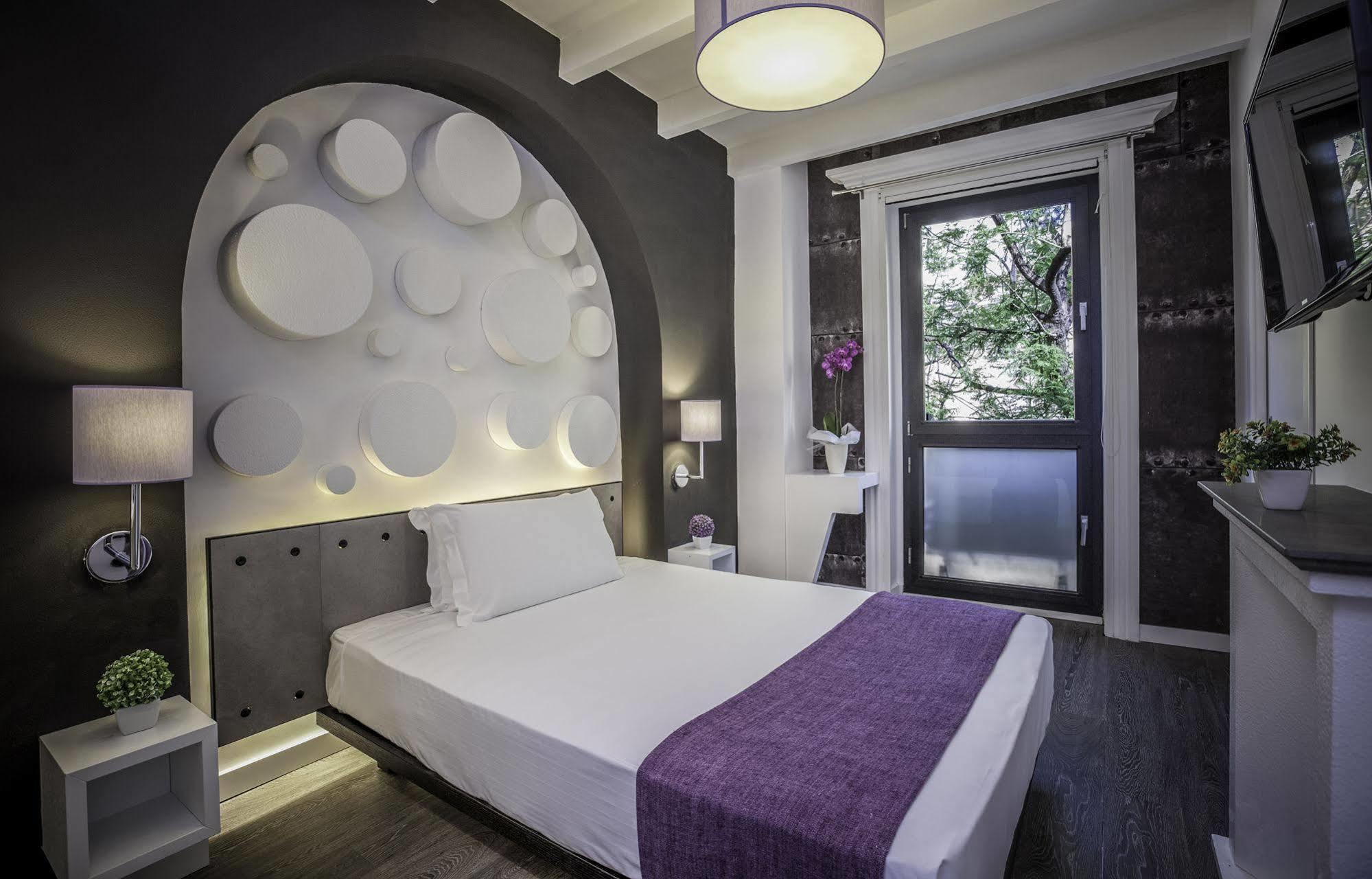 Emphasis Suites & Rooms Κάλιαρι Εξωτερικό φωτογραφία