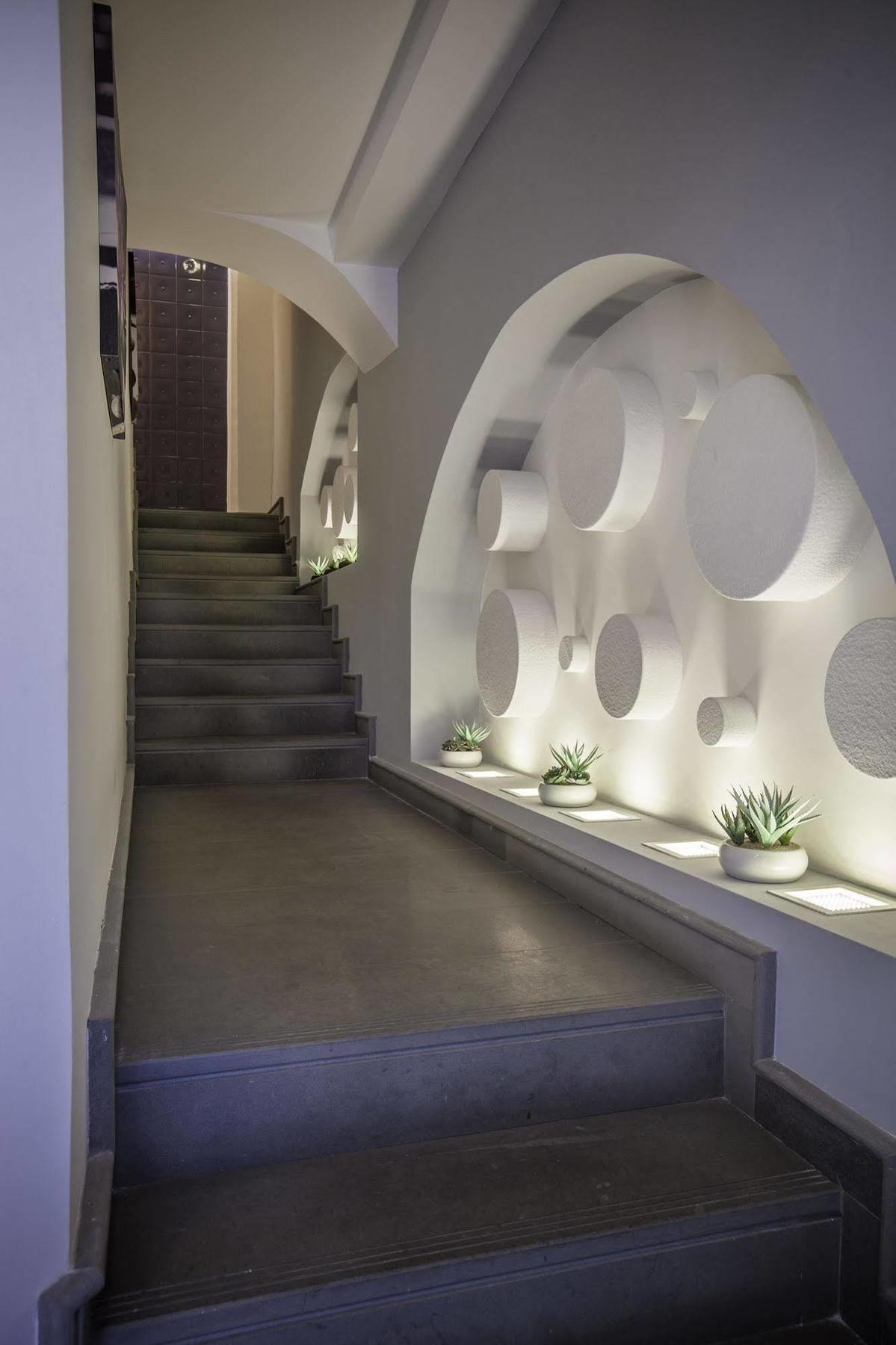 Emphasis Suites & Rooms Κάλιαρι Εξωτερικό φωτογραφία